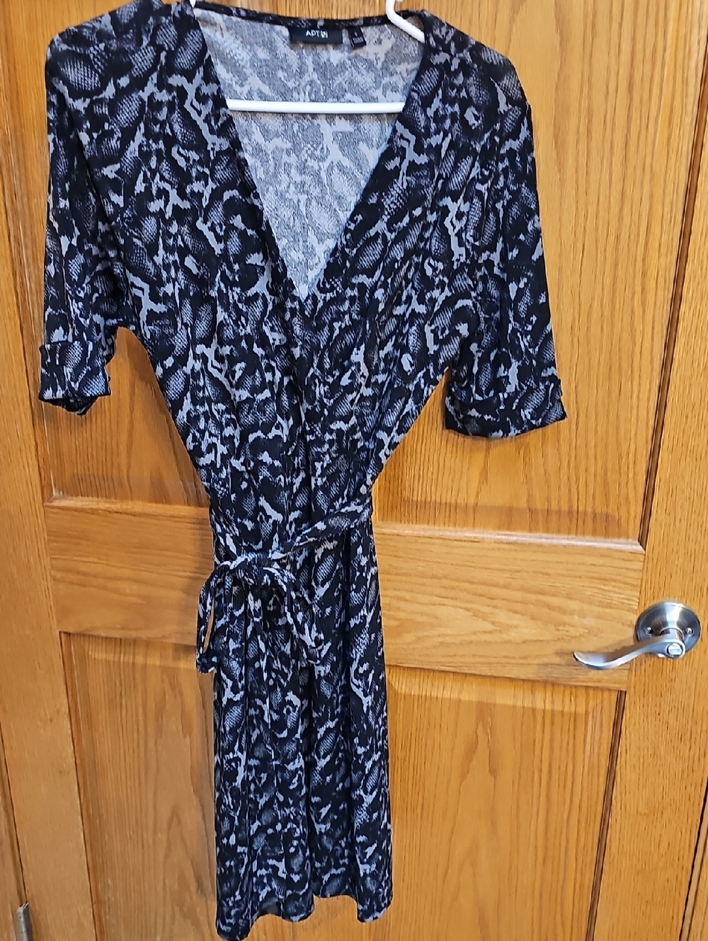 Apt. 9 Black & Gray Animal-Print Wrap Dress